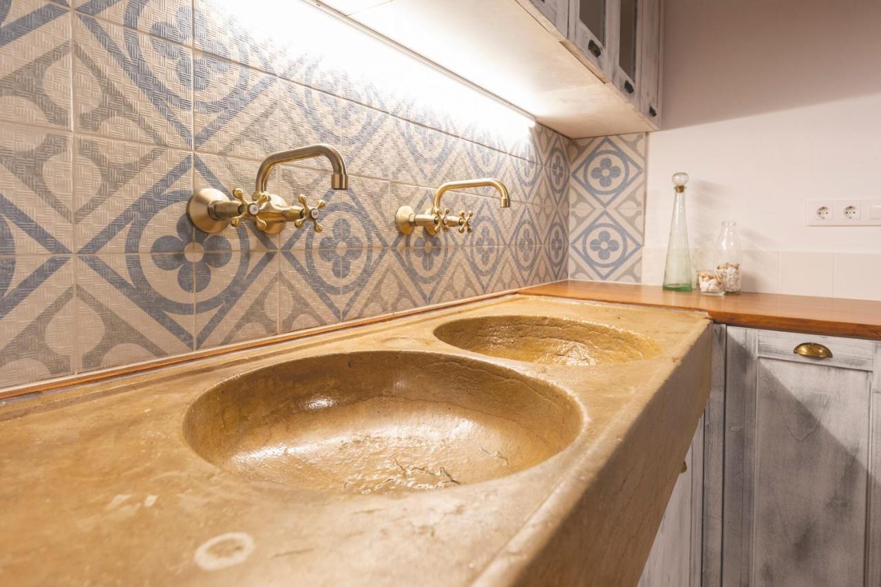 Bravissimo Placa Del Vi, Authentic Historic Apartment Girona Eksteriør bilde